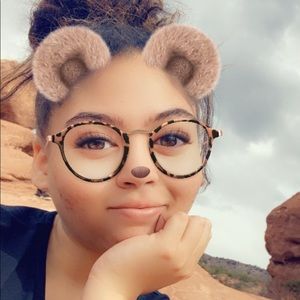 Meet your Posher, Chelsey